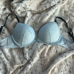 Dream Angels Push up Victoria secret bra. Lace on the front cups.